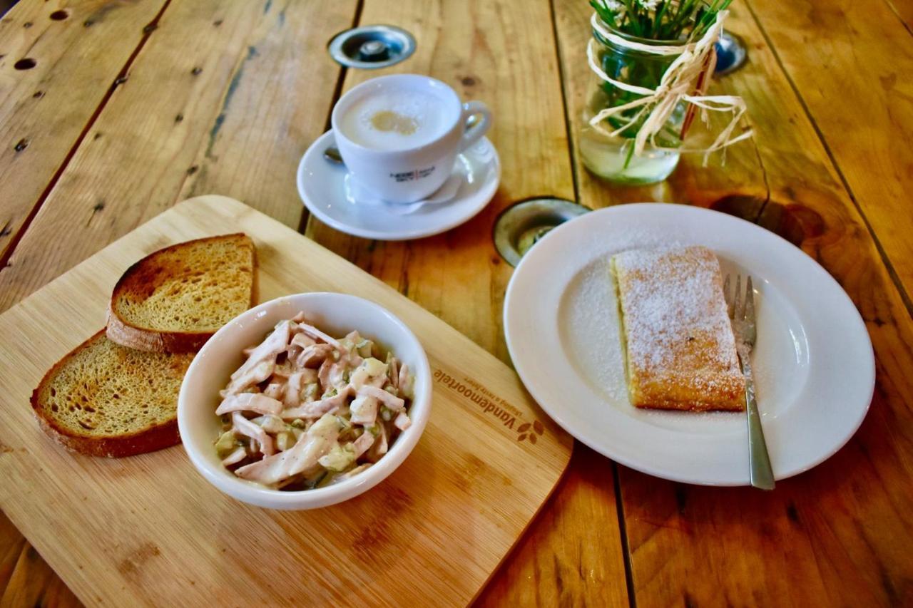 Penzion A Bistro Dilna Třeboň Екстериор снимка