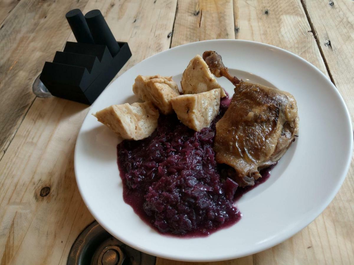 Penzion A Bistro Dilna Třeboň Екстериор снимка